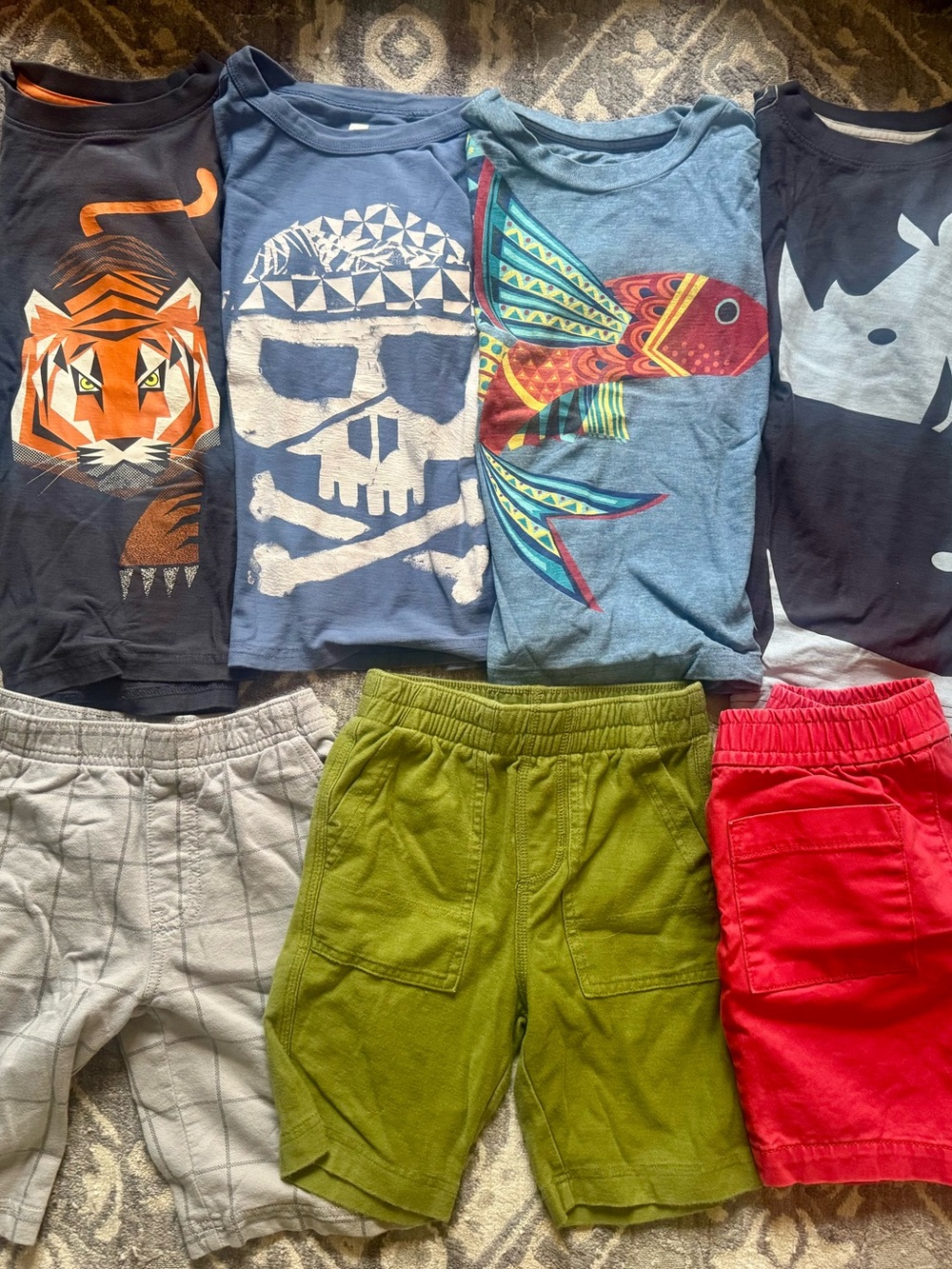 Tea collection animal shirts and shorts set bundle sz 5